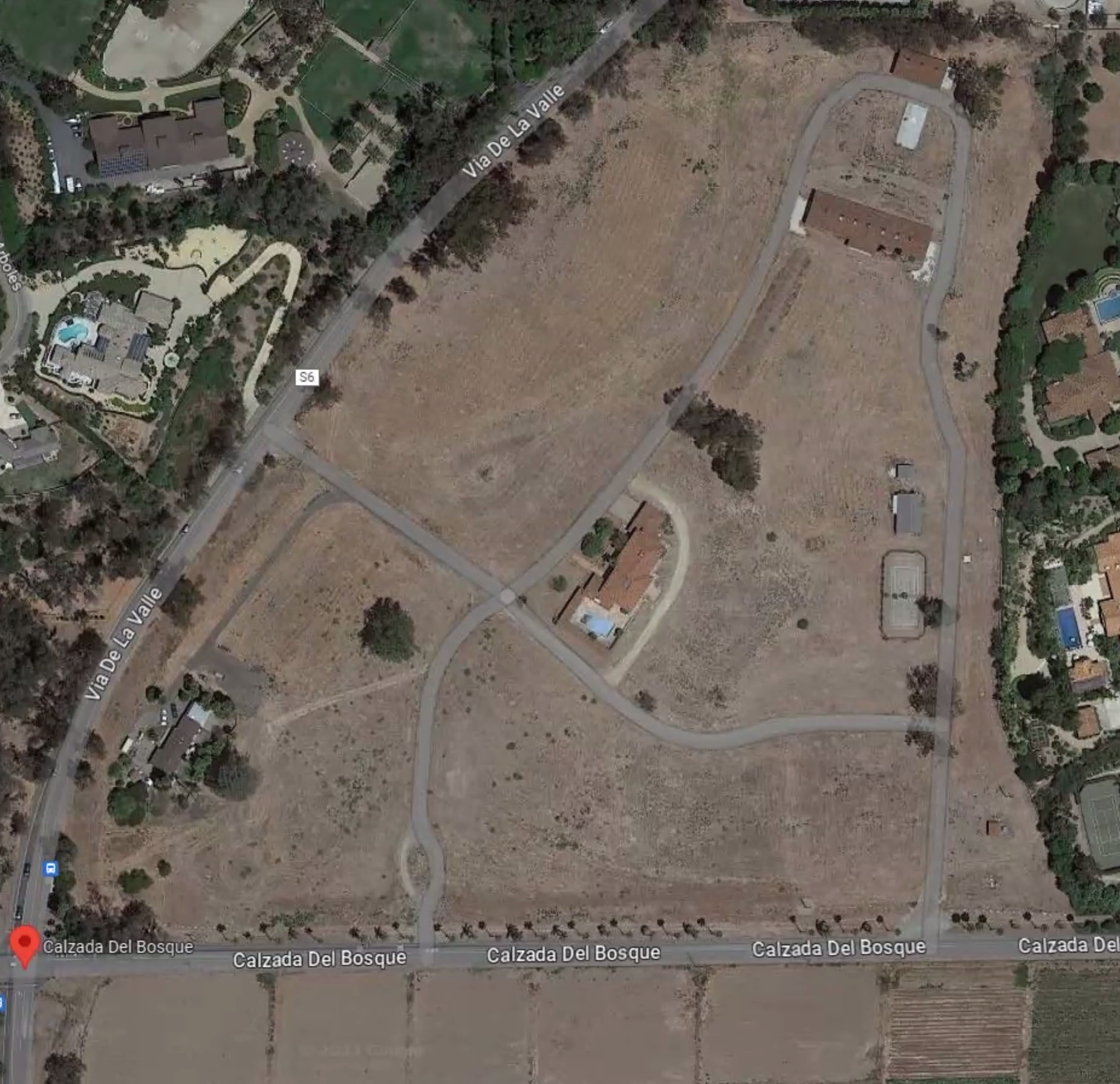 The plot of land for the proposed Silvergate Rancho Santa Fe development, located at the corner of Via De La Valle and Calzada Del Bosque