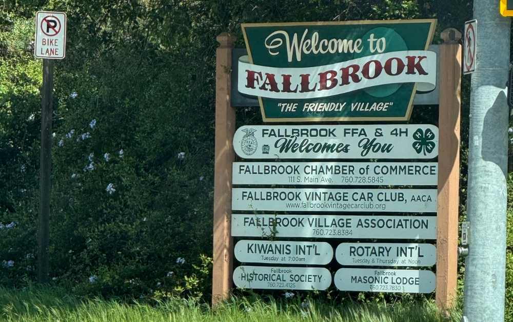 Welcome to Fallbrook - The Friendly Village