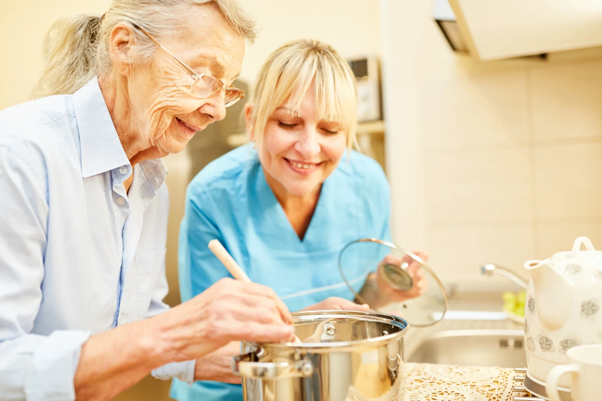 Assisted Living vs. Independent Living: Which Is Right for Your Loved One in San Diego?